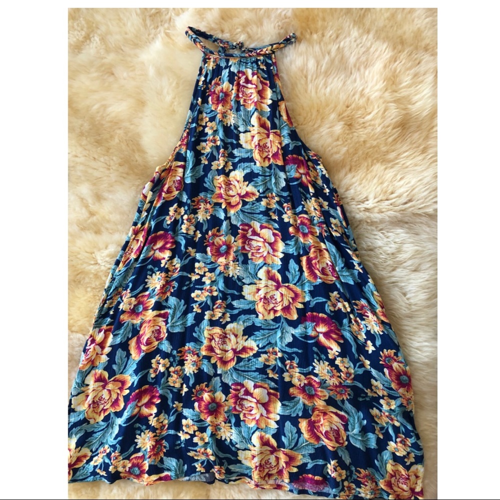 floral summer dress // American Eagle Outfitters